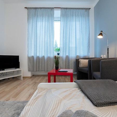 Cosy Studio In University District-Free Parking With Gate! วูดช์ ภายนอก รูปภาพ